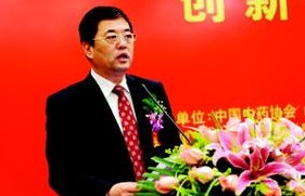 侯军：钢铁企业提质增效 闯开转型升级特色路