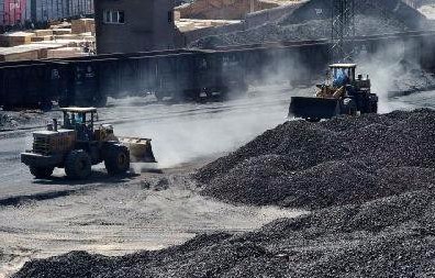前7月铁矿石煤炭进口量价齐升 下半年仍存不确定性