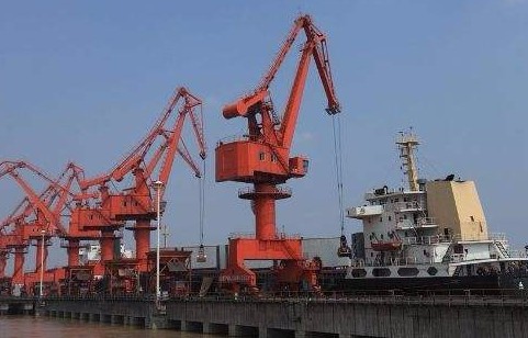 江苏口岸退运美国进口环保不合格废物原料