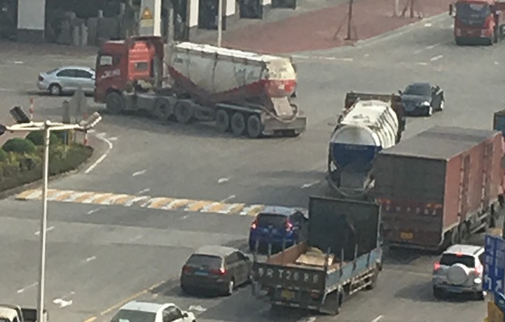从集装箱和重卡数据看热卷需求，或受明显冲击