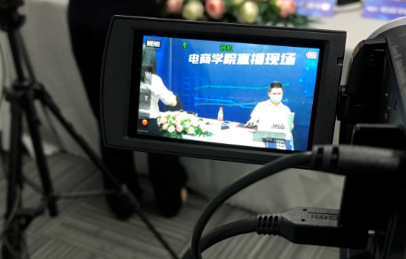 [两会与乐从钢市]：直播预告| 库存持续下降，地磅指数创新高，目前繁荣景象能持续多久？