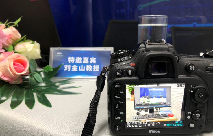 [两会与乐从钢市]：直播倒计时| 国外经济停滞，钢材从业者该怎么样布局？两会解读至关重要
