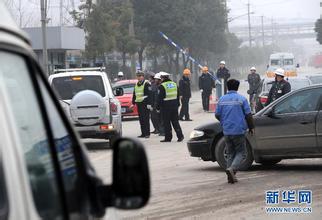 钢铁行业转岗 收入下滑近七成