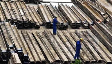 1月下旬重点钢铁企业粗钢日均产量162.07万吨